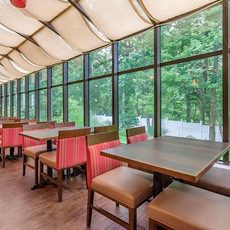 Comfort Inn West Hazleton Экстерьер фото
