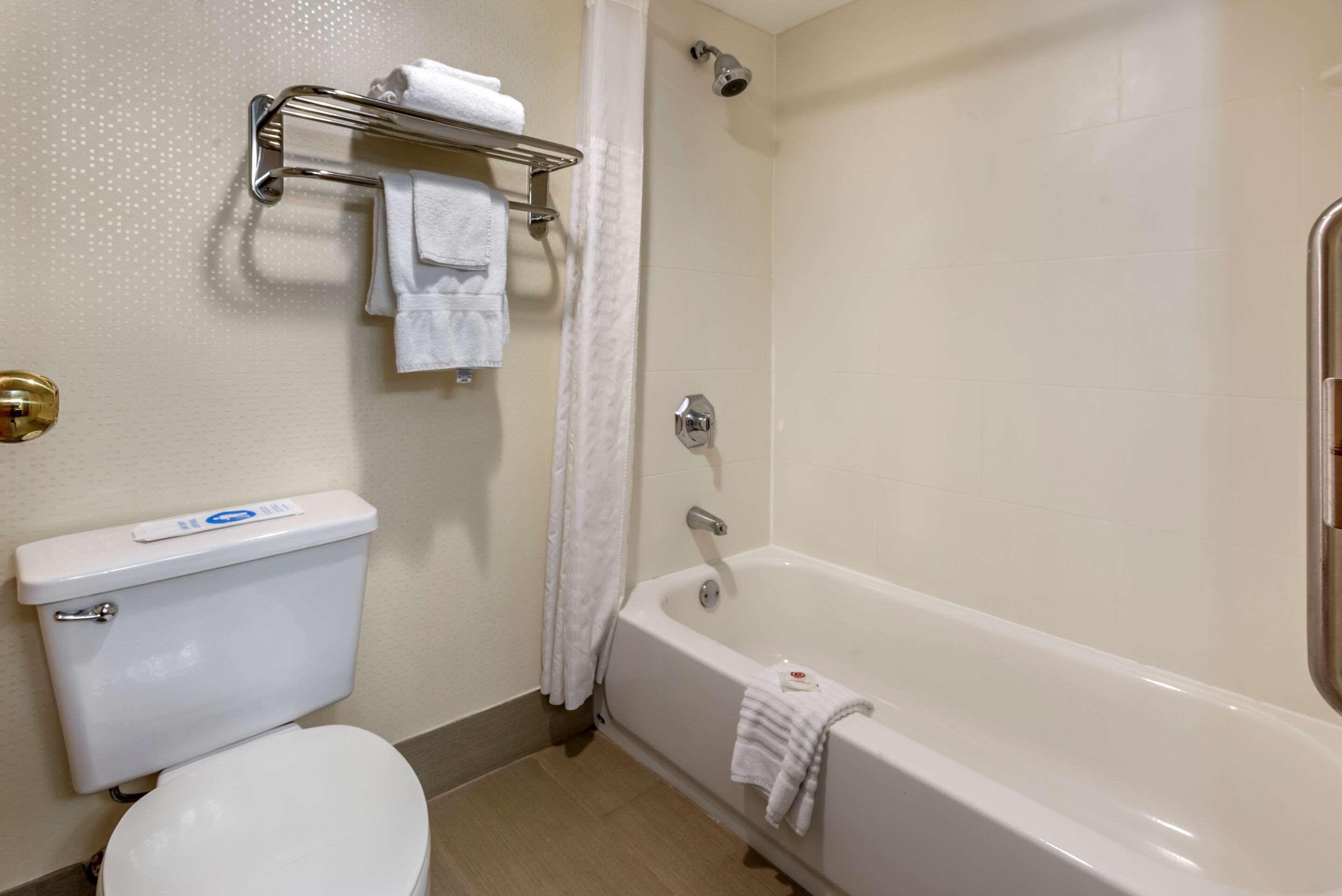 Comfort Inn West Hazleton Экстерьер фото
