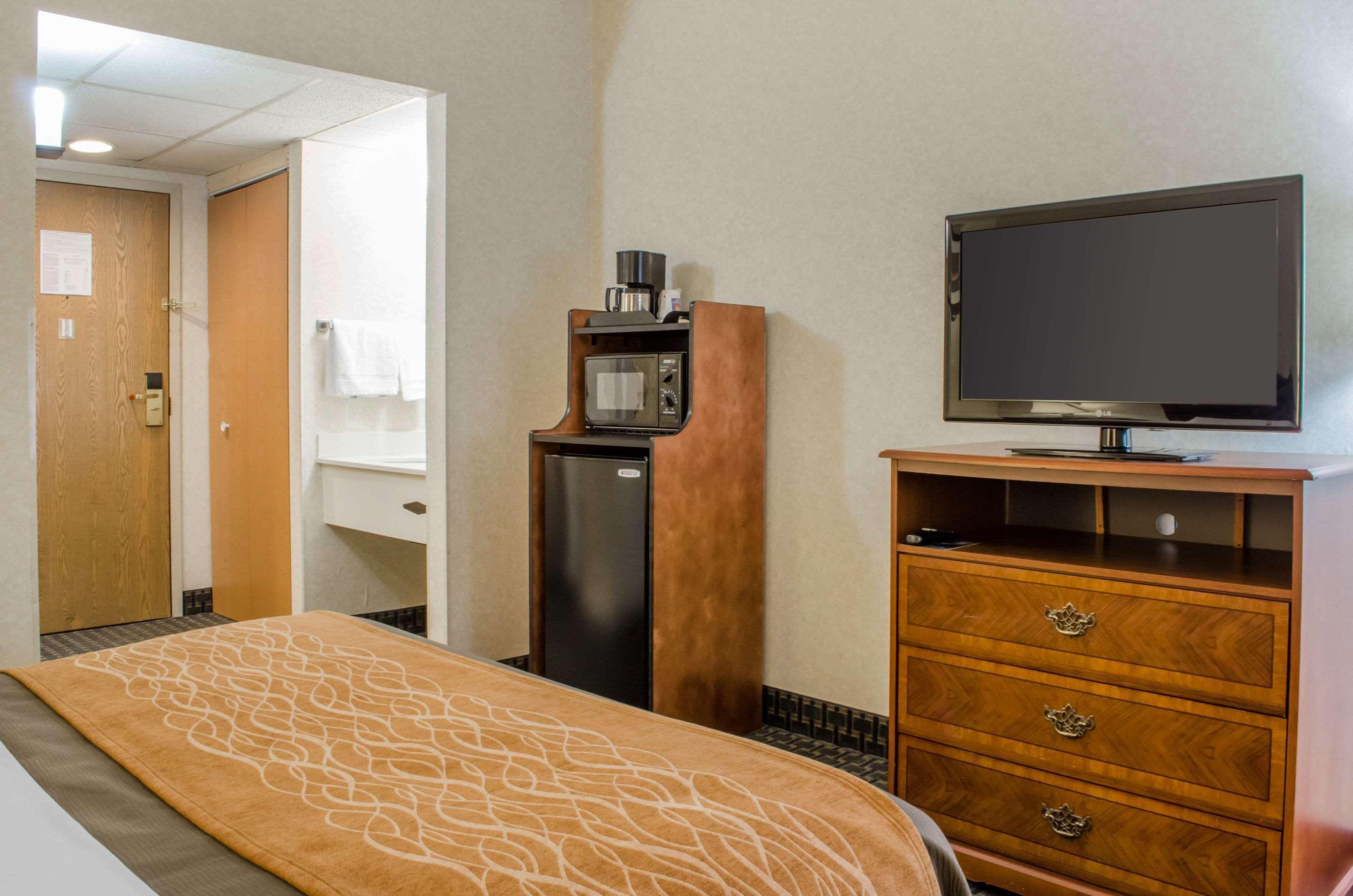 Comfort Inn West Hazleton Экстерьер фото
