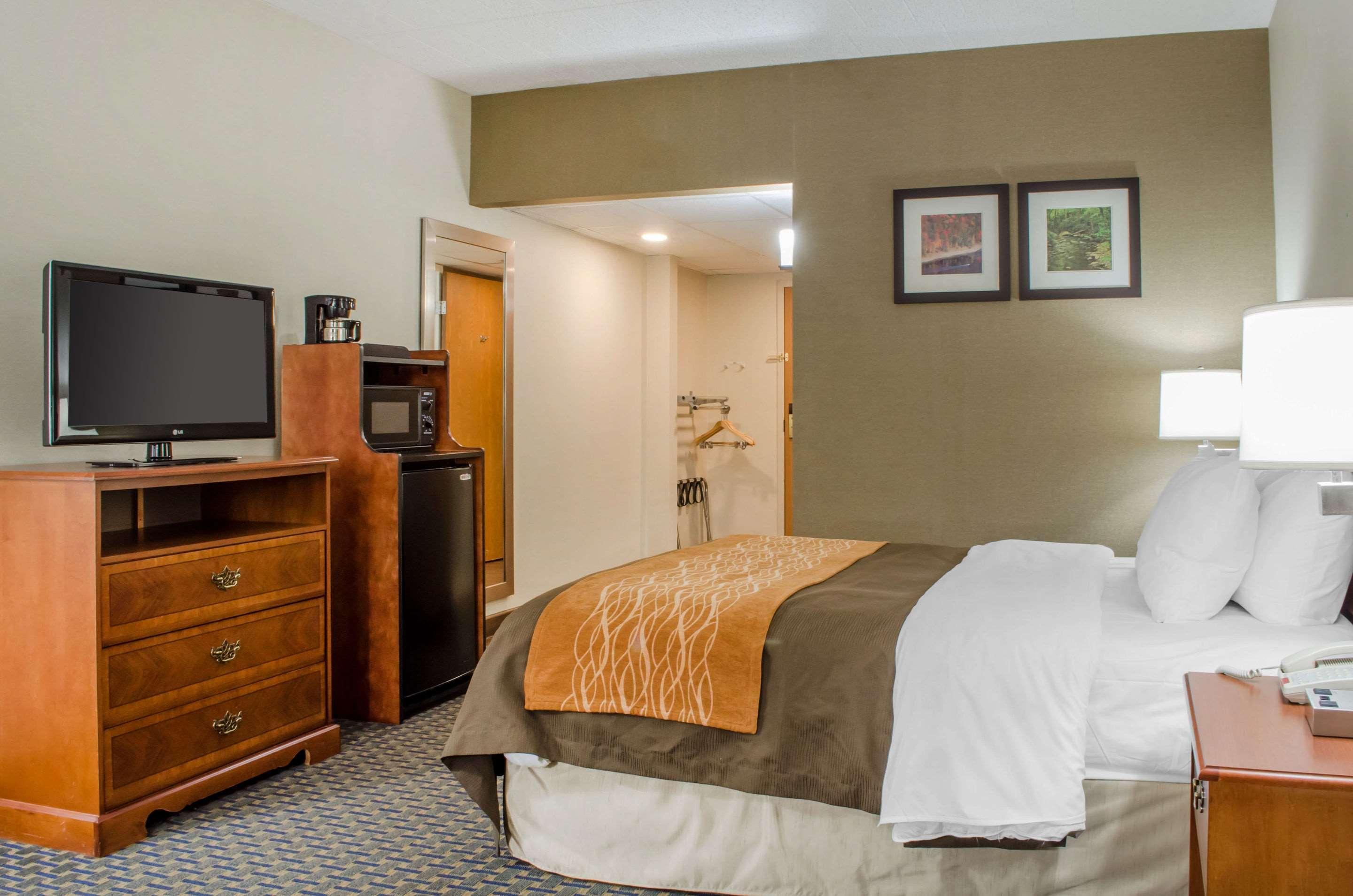 Comfort Inn West Hazleton Экстерьер фото