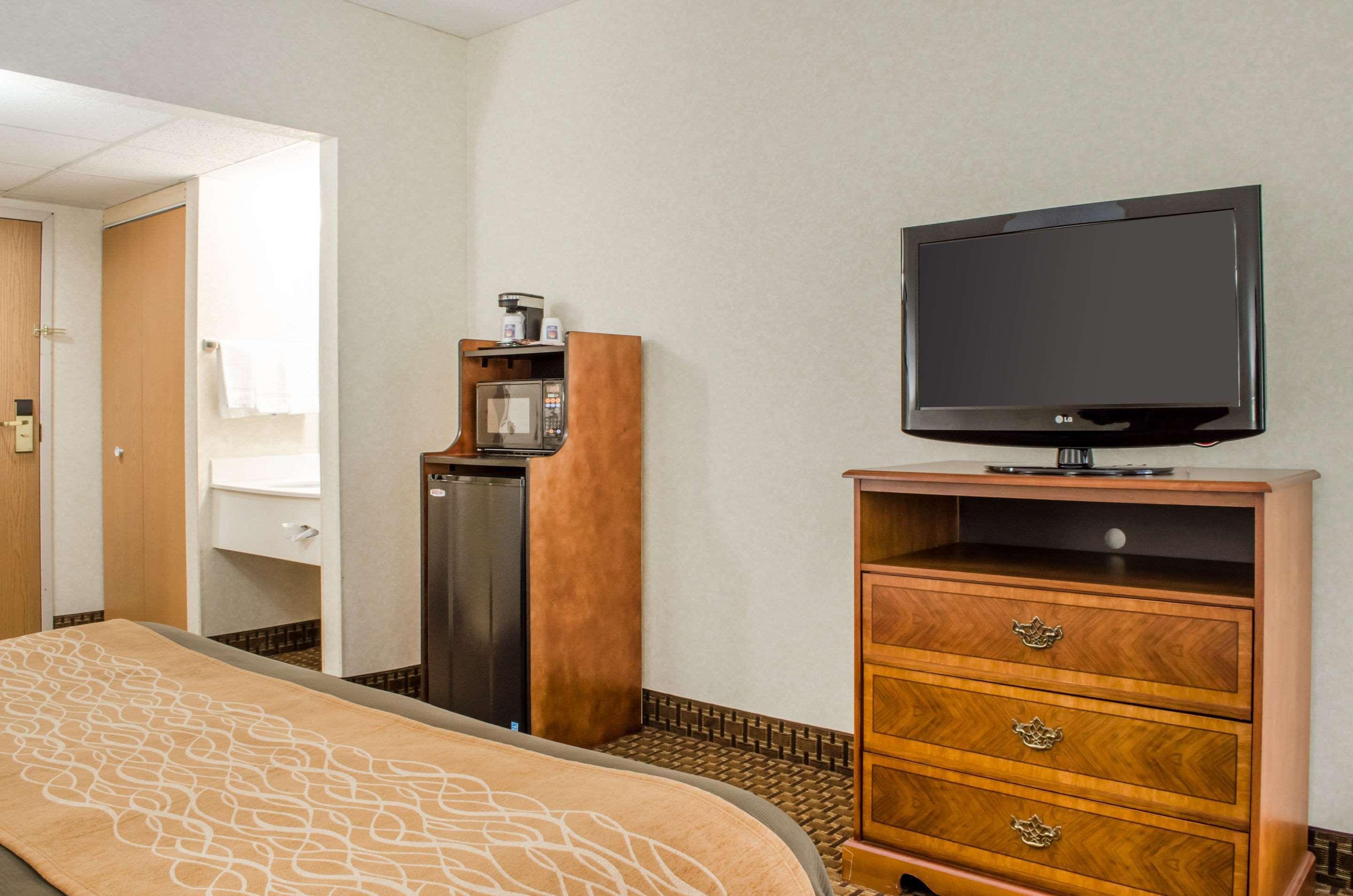 Comfort Inn West Hazleton Экстерьер фото