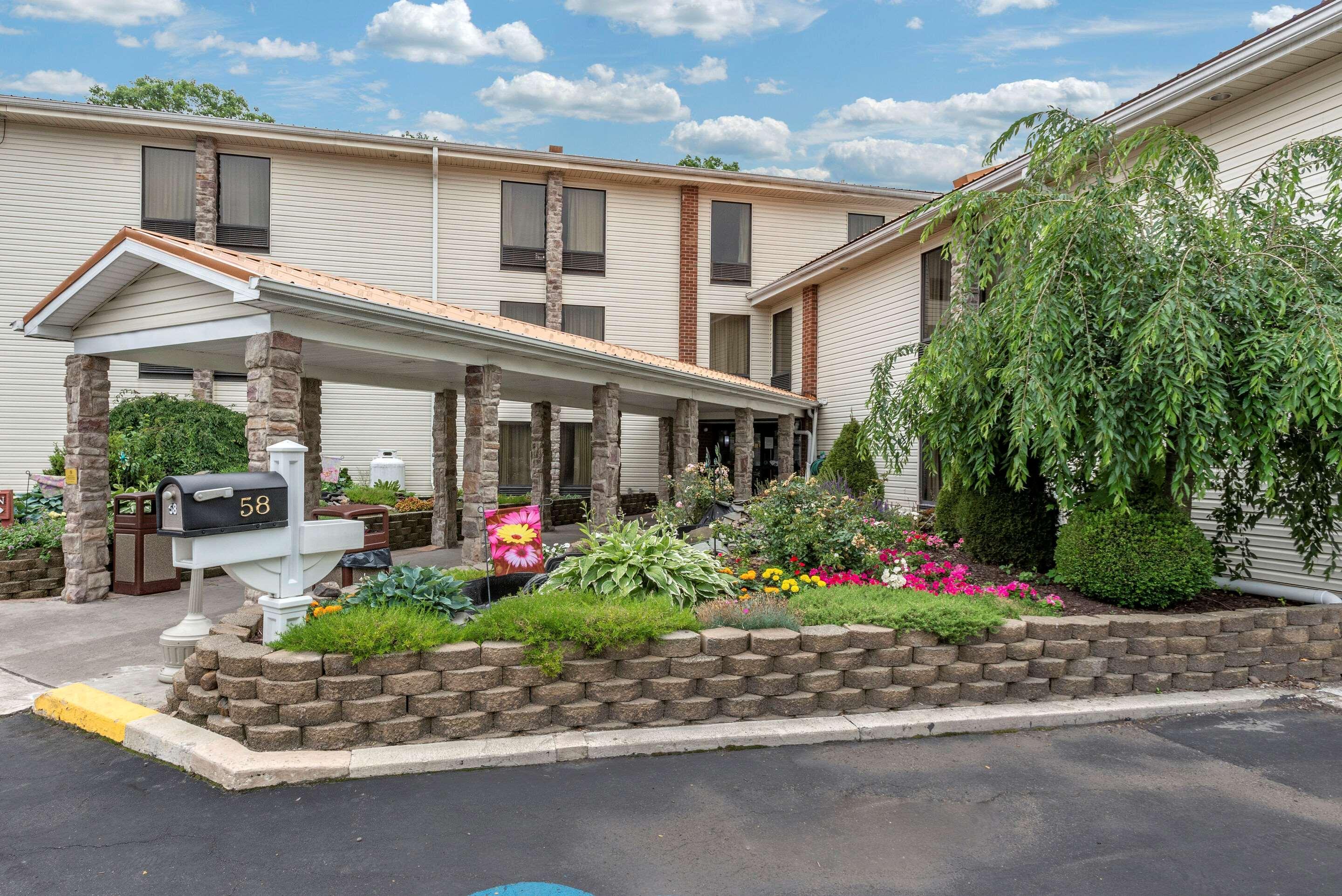 Comfort Inn West Hazleton Экстерьер фото