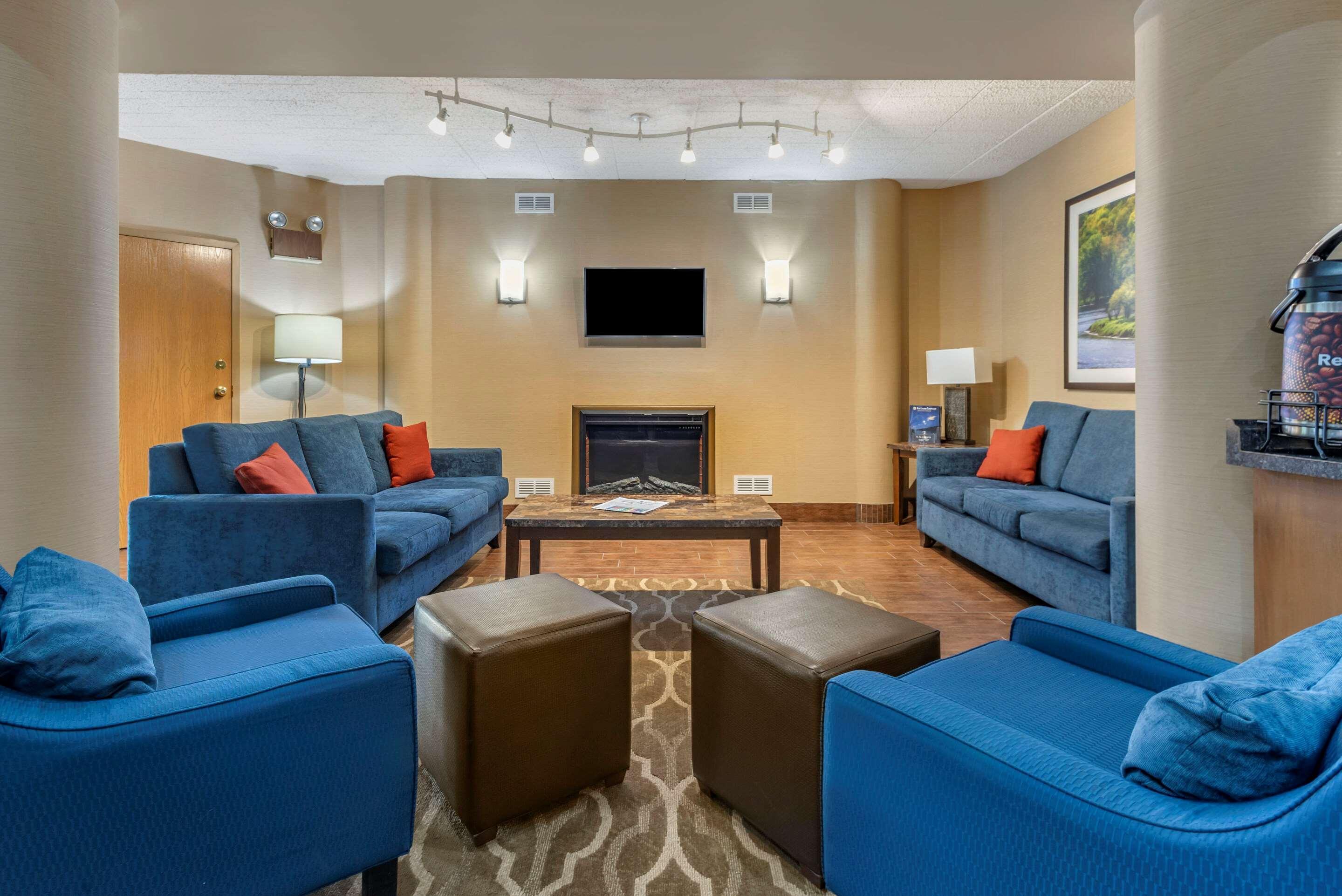 Comfort Inn West Hazleton Экстерьер фото