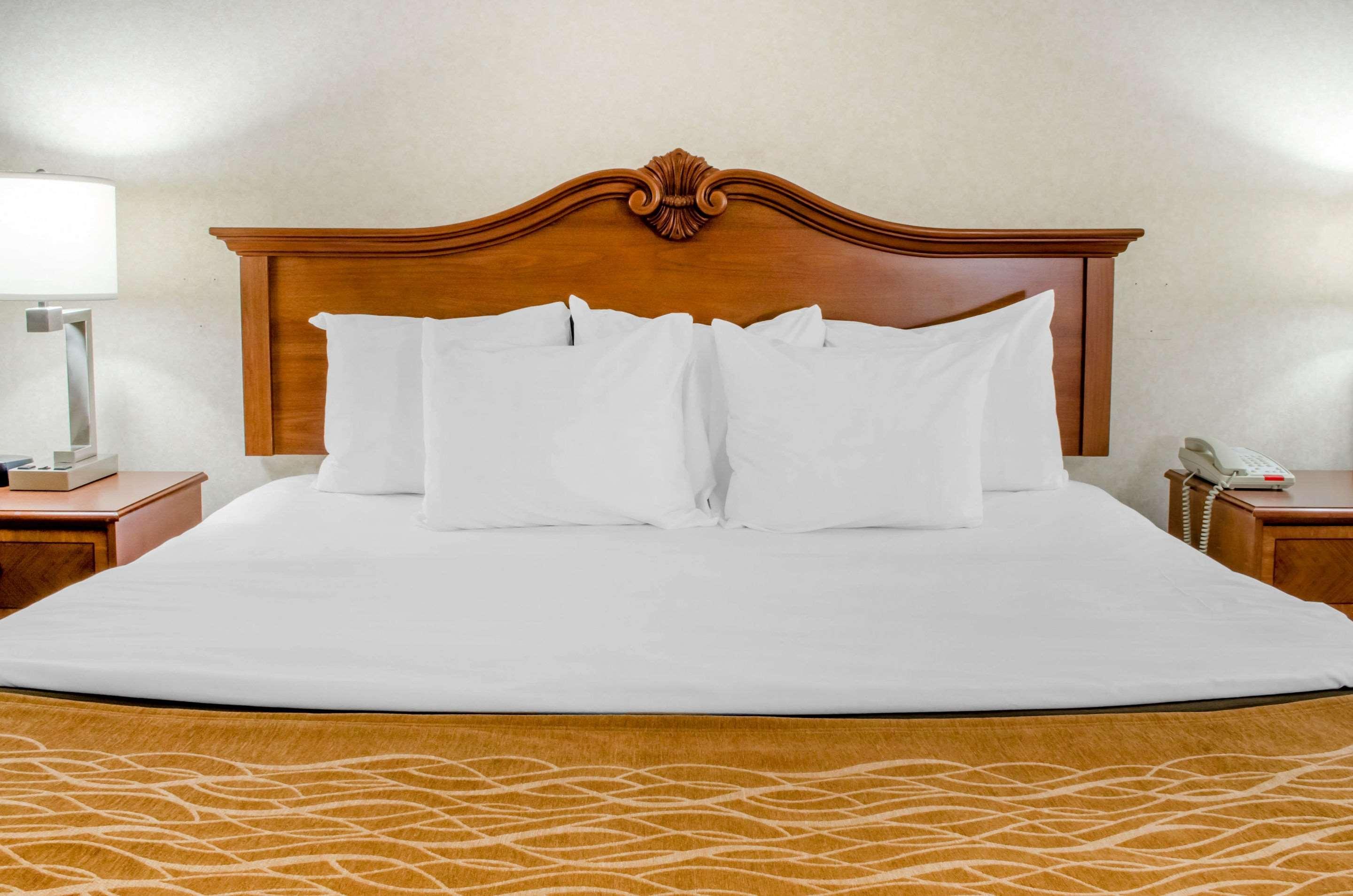 Comfort Inn West Hazleton Экстерьер фото
