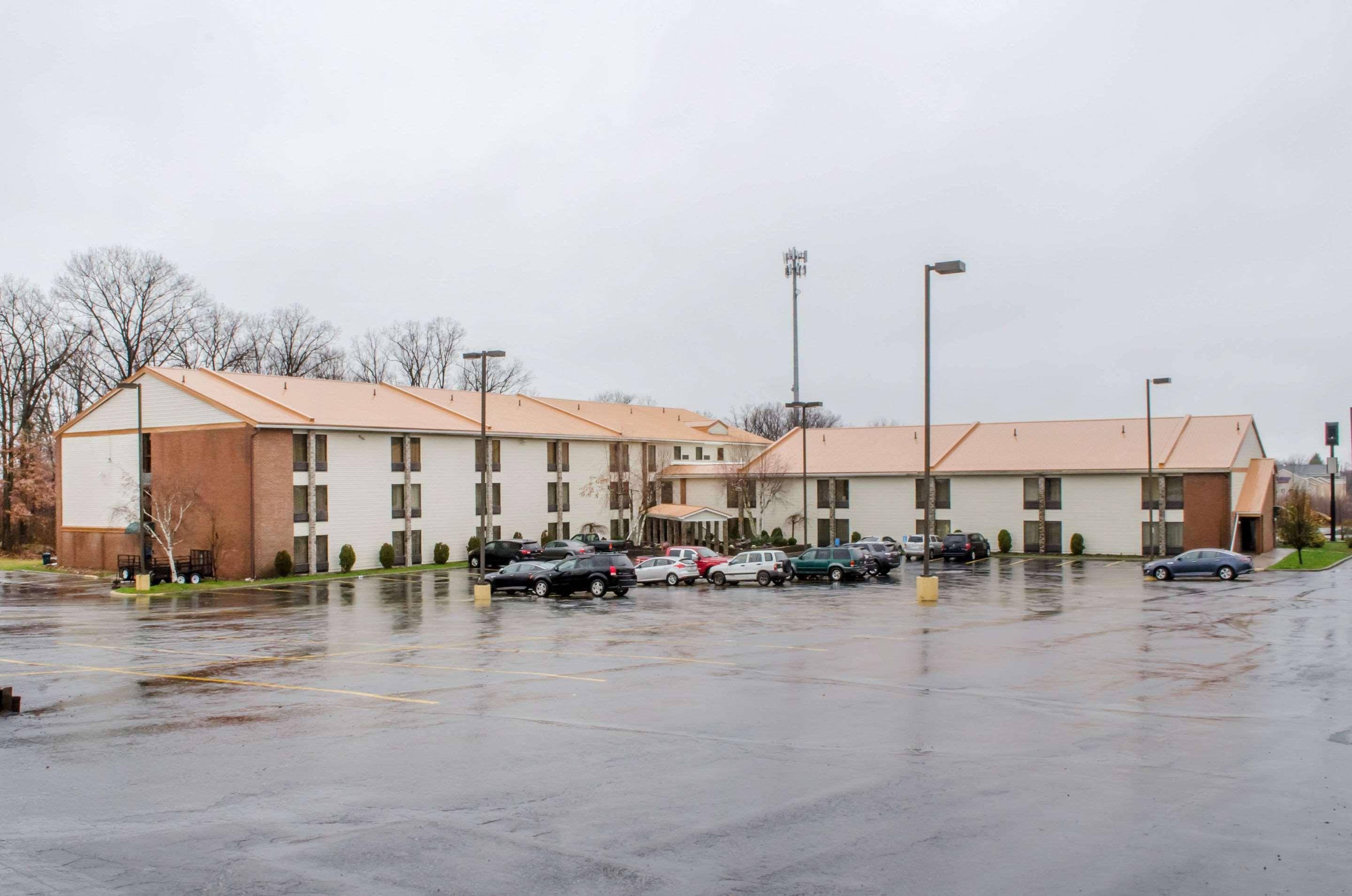 Comfort Inn West Hazleton Экстерьер фото