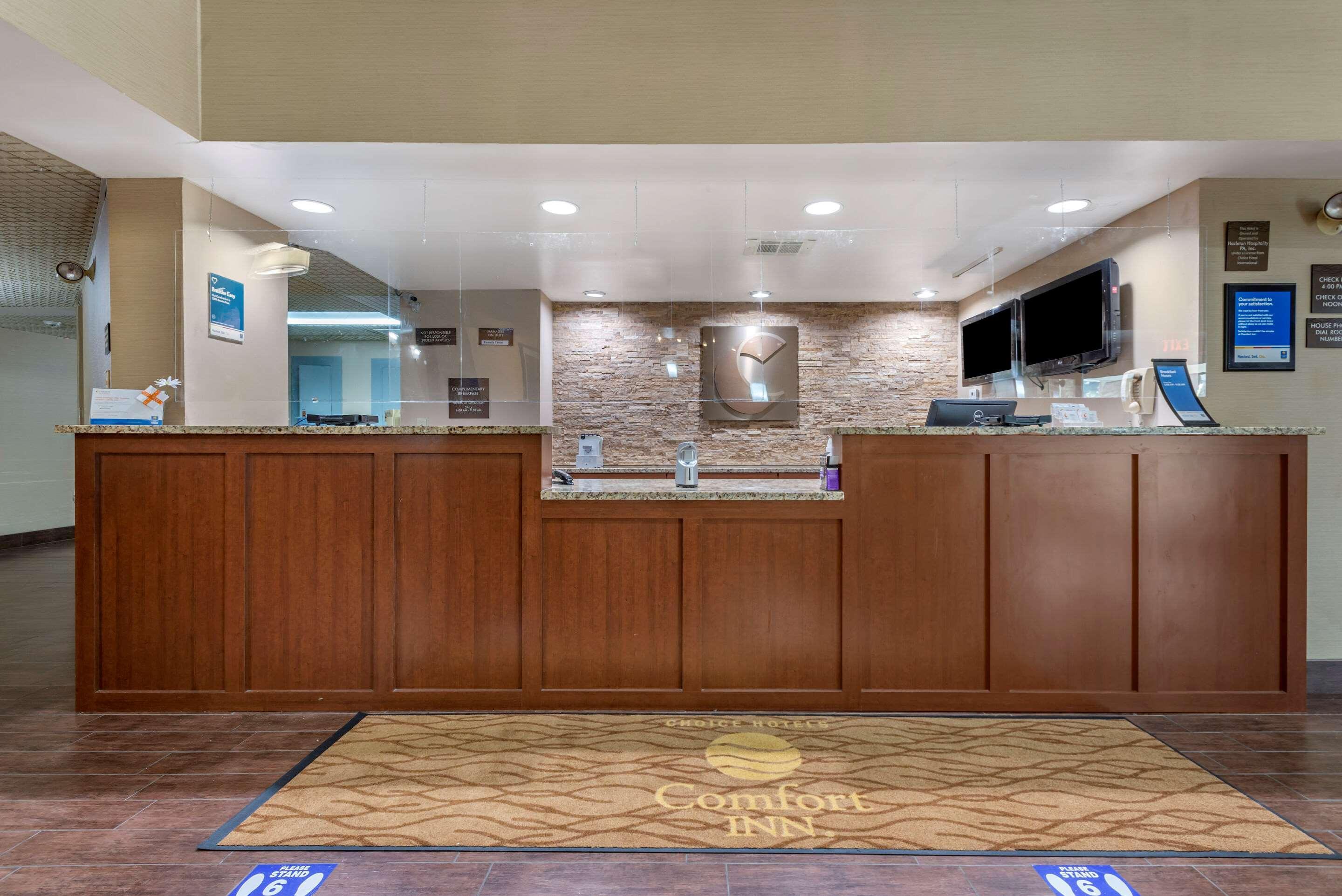 Comfort Inn West Hazleton Экстерьер фото
