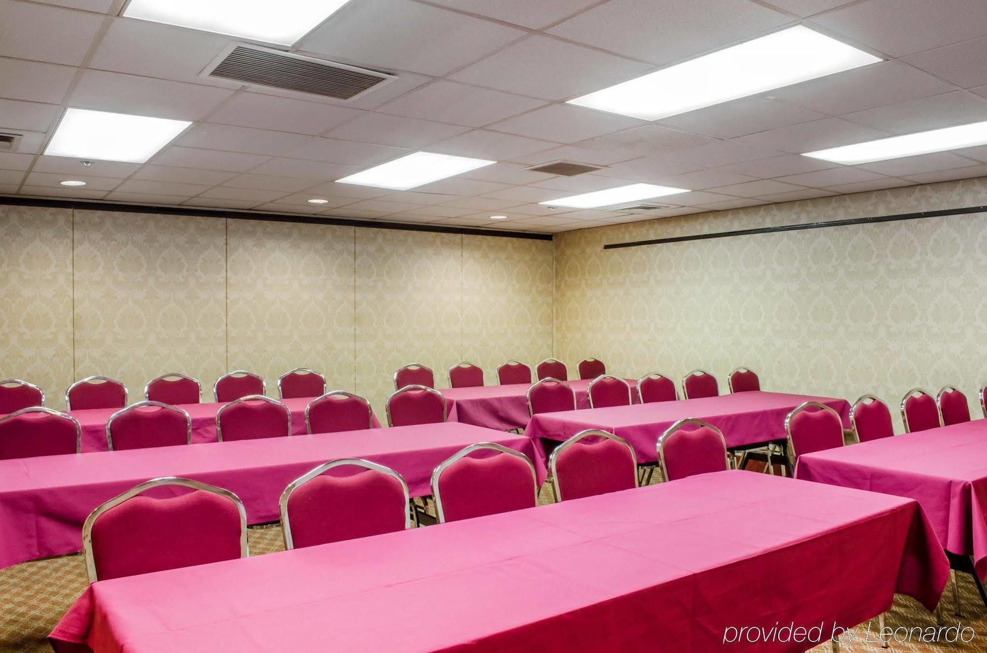 Comfort Inn West Hazleton Экстерьер фото